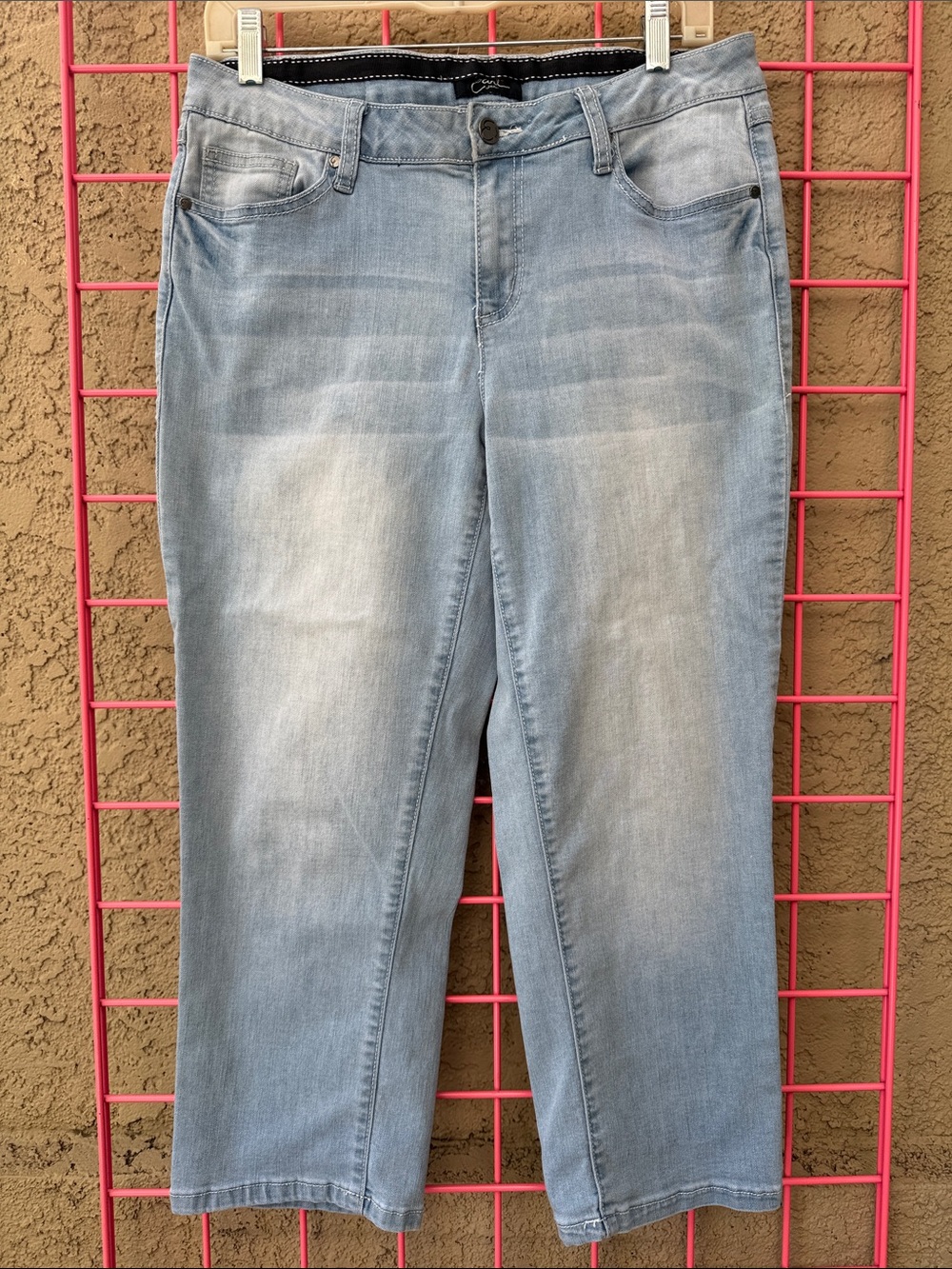 Vintage Earl Jeans Light Blue Cropped Straight-Leg Jeans